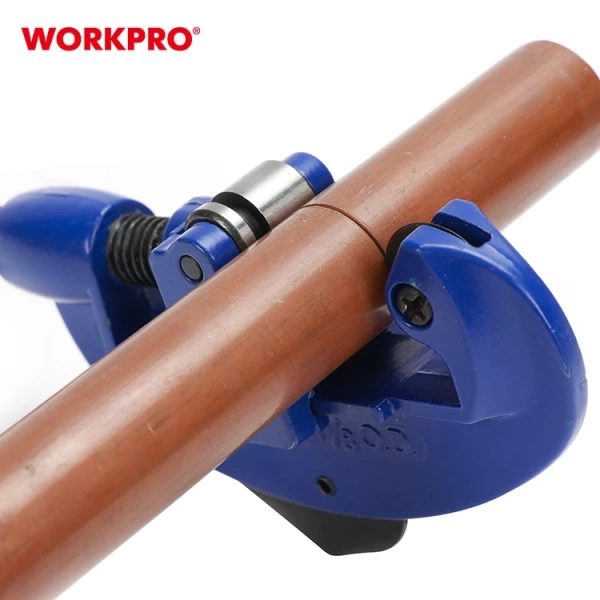 Труборіз роликовий, регулюємий WORKPRO 3-30 мм (1/8"-1-1/8") PRO WP301004